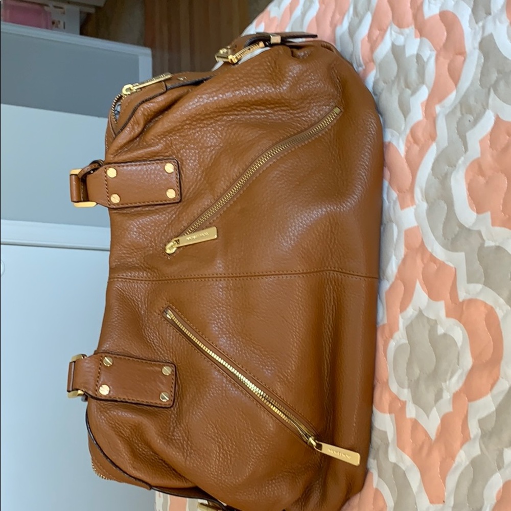 Michael Kors tan shoulder bag